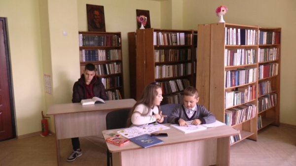 Не доверяют, потому что переселенцы: люди испытали унижение в библиотеке Не доверяют, потому что переселенцы: люди испытали унижение в библиотеке