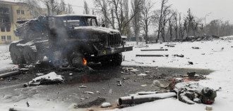 В Сумах начались уличные бои – людей просят не выходить из дома
В Сумах начались уличные бои – людей просят не выходить из дома