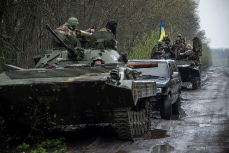 Российские войска готовятся к еще большей активизации боевых действий на востоке Украины Российские войска готовятся к еще большей активизации боевых действий на востоке Украины