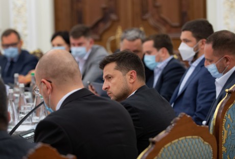 Зеленский отметил необходимость более жесткой ответственности за вождение в нетрезвом состоянии Зеленский отметил необходимость более жесткой ответственности за вождение в нетрезвом состоянии