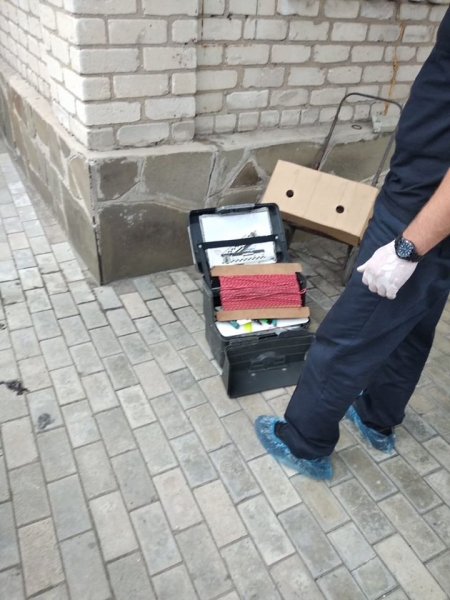 Станицу Луганскую оглушил мощный взрыв: есть жертвы
                                                                                