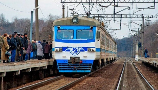 Стало известно, когда заработает городская электричка в Киеве
Стало известно, когда заработает городская электричка в Киеве