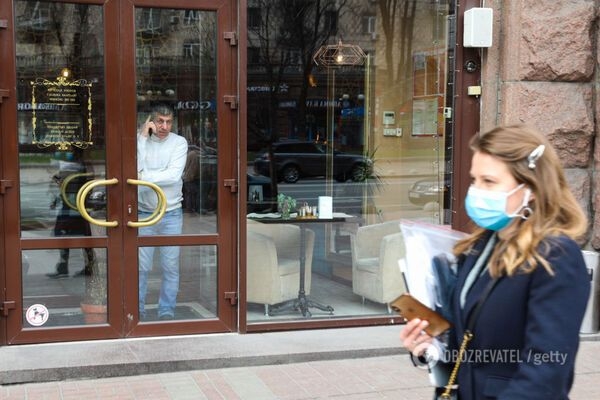 В Украине с 5 июня откроют рестораны и кафе: в Минздраве уточнили, что останется под запретом
В Украине с 5 июня откроют рестораны и кафе: в Минздраве уточнили, что останется под запретом