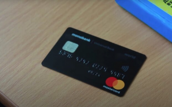 Monobank без объяснений заблокировал карту волонтера, помогающего ВСУ: "Банк, которому все равно" Monobank без объяснений заблокировал карту волонтера, помогающего ВСУ: "Банк, которому все равно"