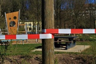 Волынь переходит в "красную" зону: в Украине ужесточают карантин
