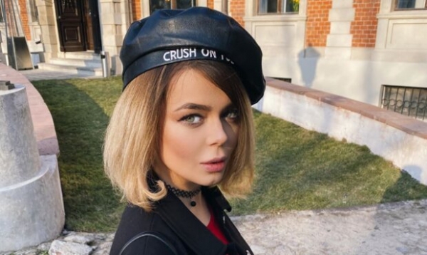 Алина Гросу пожертвовала собой ради фанатов и полностью изменила образ - "Вы безумно дорогие" Алина Гросу пожертвовала собой ради фанатов и полностью изменила образ - "Вы безумно дорогие"