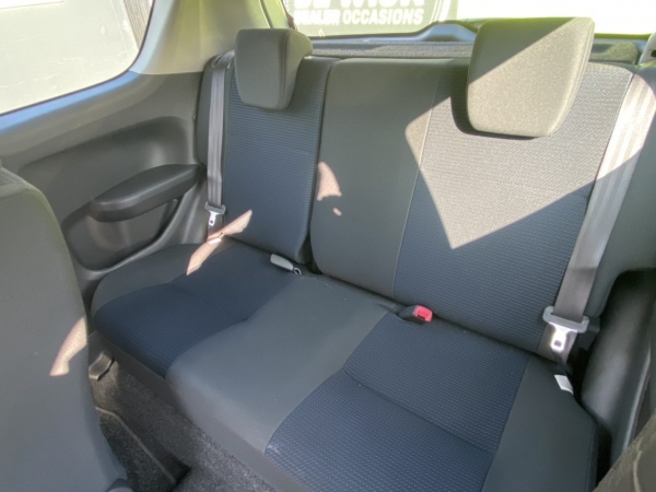 Новый Suzuki Swift за 7000 евро привлёк внимание автоэкспертов
Новый Suzuki Swift за 7000 евро привлёк внимание автоэкспертов