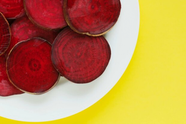 Не потеряет цвет и получится вкусным: 5 самых быстрых способов приготовить свеклу Не потеряет цвет и получится вкусным: 5 самых быстрых способов приготовить свеклу