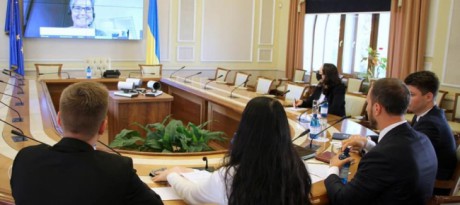 Украина и Финляндия обсудили создание Фонда зеленых инвестиций Украина и Финляндия обсудили создание Фонда зеленых инвестиций