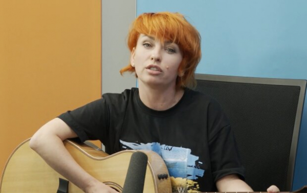 Виткория Булитко из "Дизель шоу" сама "пришла" к россиянам и была в восторге: "Их ложь исходит из рабской сути"