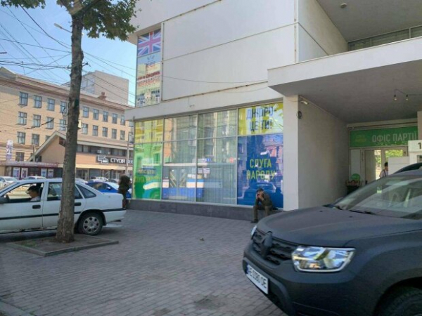 Депутаты Украины ведут войну за недвижимость и новые авто: каждый третий уже купил себе по "красотке" Депутаты Украины ведут войну за недвижимость и новые авто: каждый третий уже купил себе по "красотке"