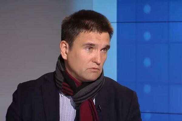 Климкин раскритиковал изменения в украинской делегации в Минске
Климкин раскритиковал изменения в украинской делегации в Минске