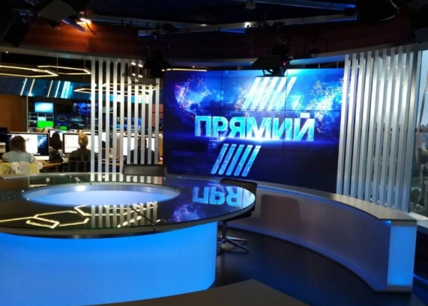 На канале Порошенко цинично "пошутили" над смертью Патона и комой Навального
                                                                                