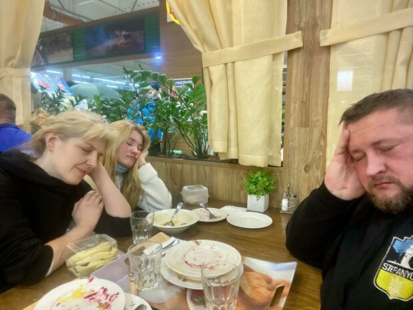 Арсен Мирзоян с друзьями поехал к пограничникам – звезды споют для военных на Востоке Арсен Мирзоян с друзьями поехал к пограничникам – звезды споют для военных на Востоке