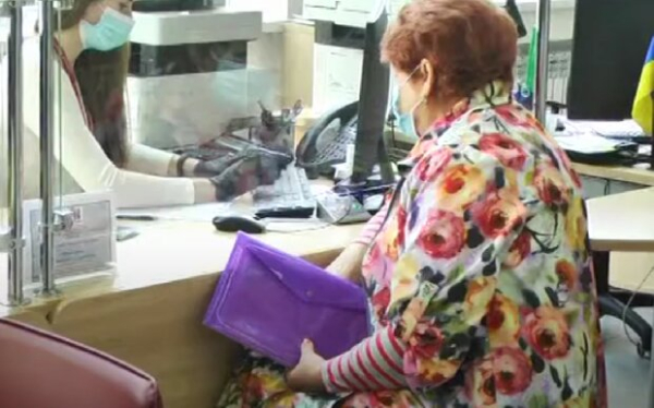 Зарегистрированный, но не проживает: как получить субсидию, если родственник живет в другом месте Зарегистрированный, но не проживает: как получить субсидию, если родственник живет в другом месте
