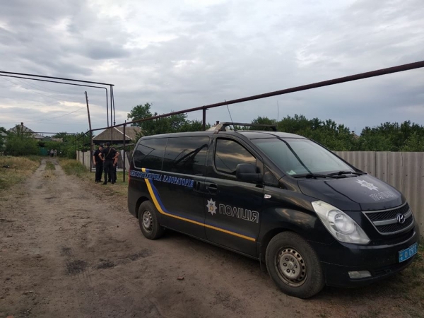 Станицу Луганскую оглушил мощный взрыв: есть жертвы
                                                                                