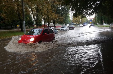 В Киеве подтопления ликвидировали во всех районах В Киеве подтопления ликвидировали во всех районах