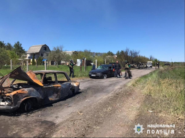 Нашли остатки трупа и кулон: пропавшая во время обстрела авто 13-летняя София могла погибнуть
Нашли остатки трупа и кулон: пропавшая во время обстрела авто 13-летняя София могла погибнуть