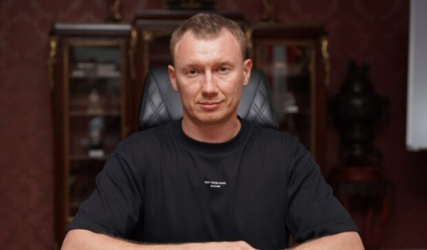 Недвижимость уже не модно: депутат Табалов вложил миллион в часы Недвижимость уже не модно: депутат Табалов вложил миллион в часы