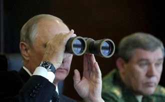 Журналист рассказал, чем и как Путин планирует ударить по Украине
Журналист рассказал, чем и как Путин планирует ударить по Украине