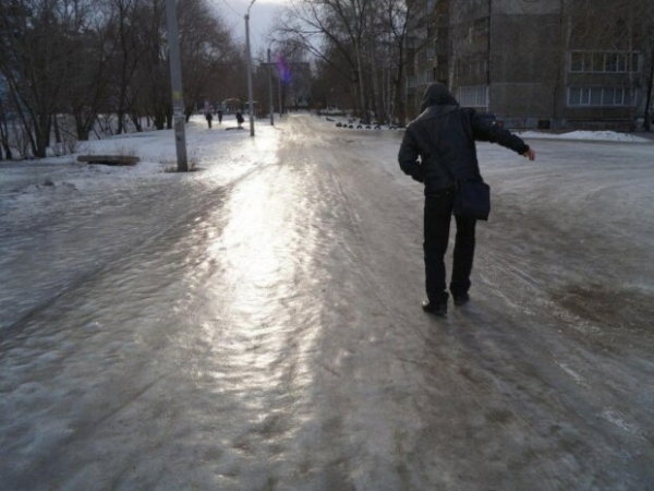 Главные новости за 6 февраля: Зеленский обратился к народу, кому изменят трудовую книжку и сделают первую вакцину