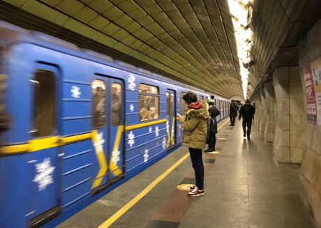 Городской транспорт столицы будет работать на два часа дольше в новогоднюю ночь Городской транспорт столицы будет работать на два часа дольше в новогоднюю ночь