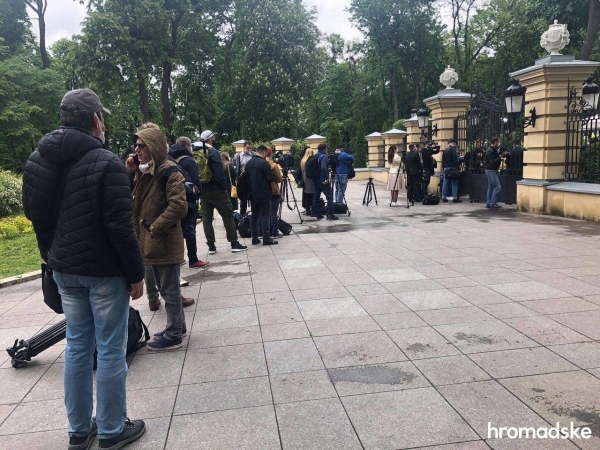 
Зеленский собрал большую пресс-конференцию к году президентства: все подробности и онлайн-трансляция
 
