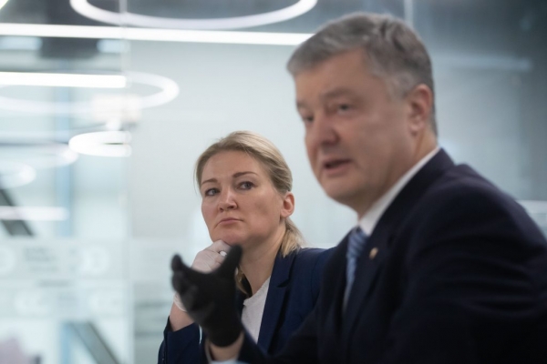 Порошенко встретился с послами Балтийских и Скандинавских стран в Украине: о чем говорили
Порошенко встретился с послами Балтийских и Скандинавских стран в Украине: о чем говорили