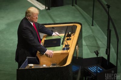 "У них нет права на ошибку": эксперт объяснил, почему в США не арестовали Трампа
"У них нет права на ошибку": эксперт объяснил, почему в США не арестовали Трампа