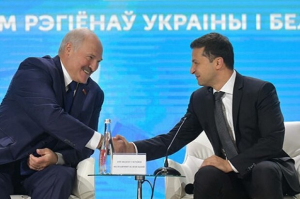Вирусный батл Зеленского, капризы "Укрзализныци" и силовые маневры Лукашенко на украинской границе — главное за ночь Вирусный батл Зеленского, капризы "Укрзализныци" и силовые маневры Лукашенко на украинской границе — главное за ночь