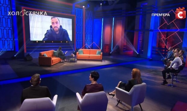 Назар из "Холостячки" помирился с матерью своего Платона, девушка показала обручальное кольцо Назар из "Холостячки" помирился с матерью своего Платона, девушка показала обручальное кольцо