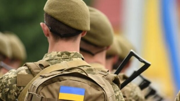 Кто из украинцев может выбрать вместо военной службы альтернативную: есть одно важное "но" Кто из украинцев может выбрать вместо военной службы альтернативную: есть одно важное "но"