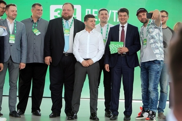 
"Власть меняется": Рябошапка высказался о распаде "Слуги народа"
 
