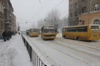 Стоимость проезда в пригородных маршрутках Киева снова взлетела
