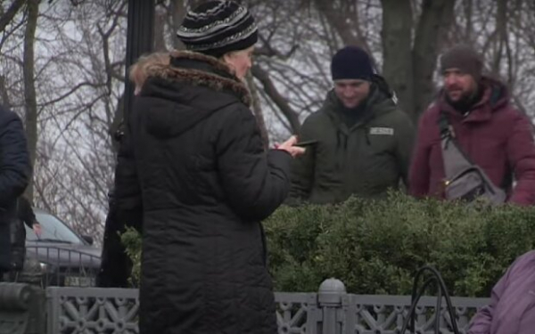 В отделении "Укрпочты" или на карту: украинцы могут получить 6600 грн помощи, кто может претендовать В отделении "Укрпочты" или на карту: украинцы могут получить 6600 грн помощи, кто может претендовать