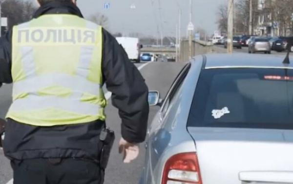 Скрутили, забросили в бус и отвезли в ТЦК: адвокат рассказал, как полиция находит уклонистов Скрутили, забросили в бус и отвезли в ТЦК: адвокат рассказал, как полиция находит уклонистов