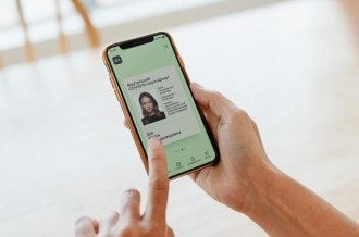 Считывание QR-кодов COVID-сертификатов станет обязательным: названы суммы штрафов за нарушение
Считывание QR-кодов COVID-сертификатов станет обязательным: названы суммы штрафов за нарушение