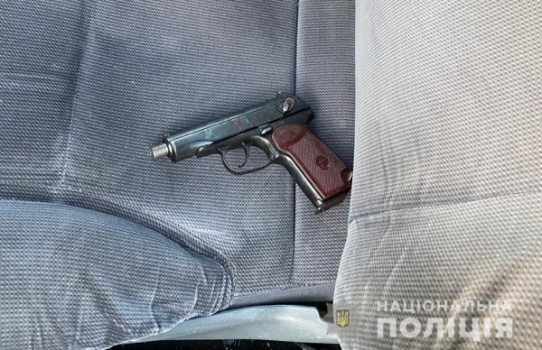 Ограбление на четыре миллиона: стали известны подробности убийства полицейского в Днепре
Ограбление на четыре миллиона: стали известны подробности убийства полицейского в Днепре