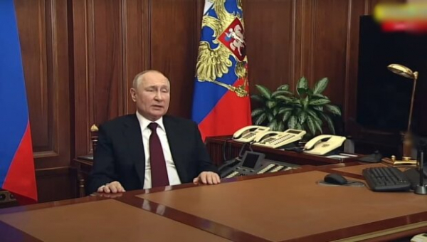 Владимир Путин признал "Л/ДНР" независимыми в обращении к россиянам Владимир Путин признал "Л/ДНР" независимыми в обращении к россиянам