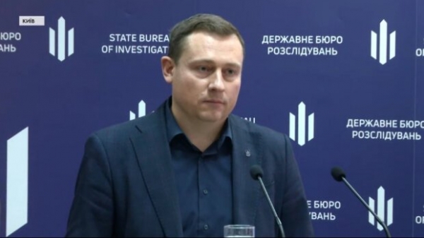Бабиков спешил отметить свое назначение, что сломал руку "под шофе": скандальный претендент на место главы ГБР оконфузился на торжестве - СМИ Бабиков спешил отметить свое назначение, что сломал руку "под шофе": скандальный претендент на место главы ГБР оконфузился на торжестве - СМИ