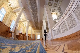 Журналистам каналов 112 Украина, Zik и NewsOne аннулировали аккредитацию в Раду - СМИ

                        