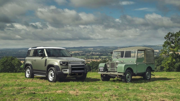 Новый Land Rover Defender прибыл в Украину
Новый Land Rover Defender прибыл в Украину