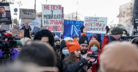 В Киеве студенты требуют отставки министра образования Шкарлета В Киеве студенты требуют отставки министра образования Шкарлета