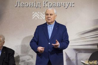 Кравчук рассказал, куда могут "переехать" переговоры по Донбассу из Минска
