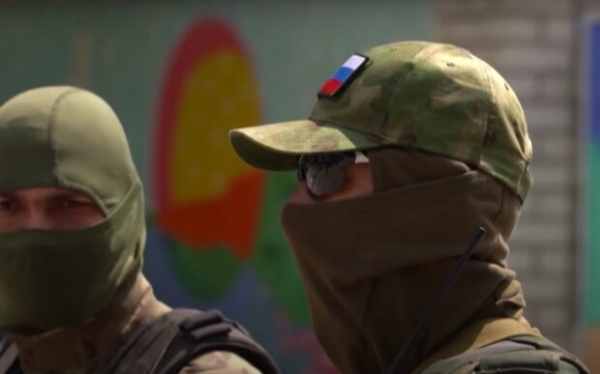 Оккупантам приказали рассказывать близким о больших победах, чтобы украинцы не насмехались: "Одной ротой отбивают атаки НАТО" Оккупантам приказали рассказывать близким о больших победах, чтобы украинцы не насмехались: "Одной ротой отбивают атаки НАТО"