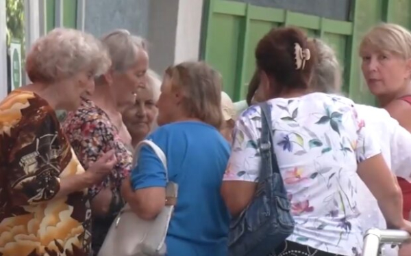 Главные новости за 4 июля: доллар по 54 грн, почему лучше не "замораживать" войну и европейская пенсия для украинцев