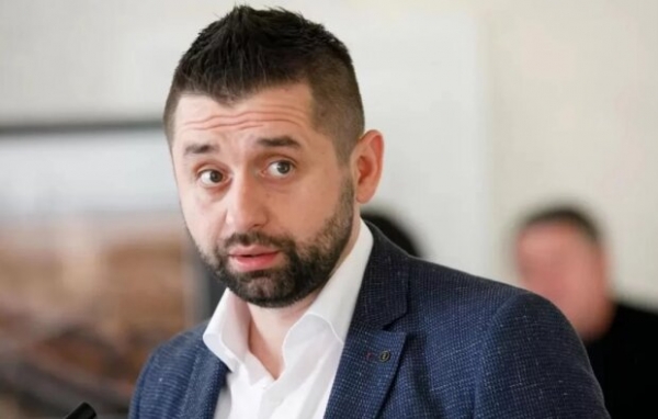 Зеленский, Шмыгаль, Разумков и Ко &mdash; Топ-5 деклараций, которые надо видеть своими глазами