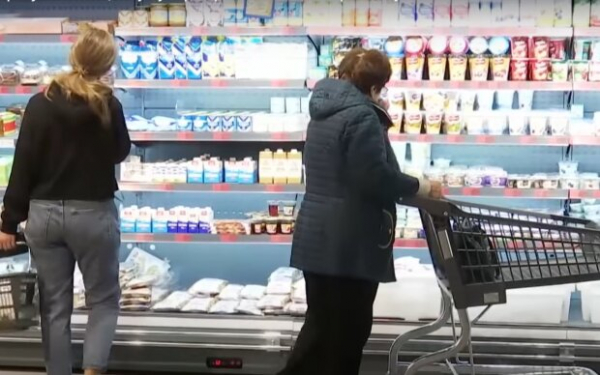 В Украине дешевеют яйца, но сильно подорожала свинина: что будет с ценами дальше