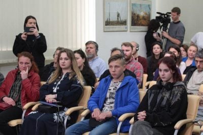 РФ могут предложить переговоры: у Зеленского раскрыли сценарий освобождения Крыма
РФ могут предложить переговоры: у Зеленского раскрыли сценарий освобождения Крыма