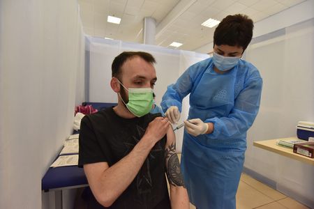 Во Львове развернули масштабную вакцинацию работников ИТ-компаний